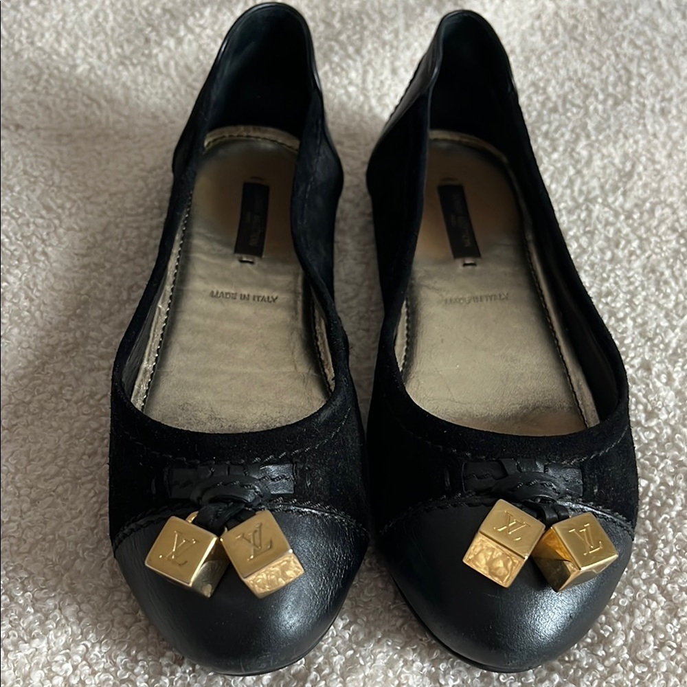 Louis Vuitton Black and Gold Flats with Metallic Charm